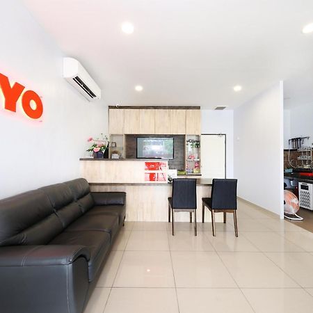 Oyo 778 Bmw 2 Hotel Muar Esterno foto