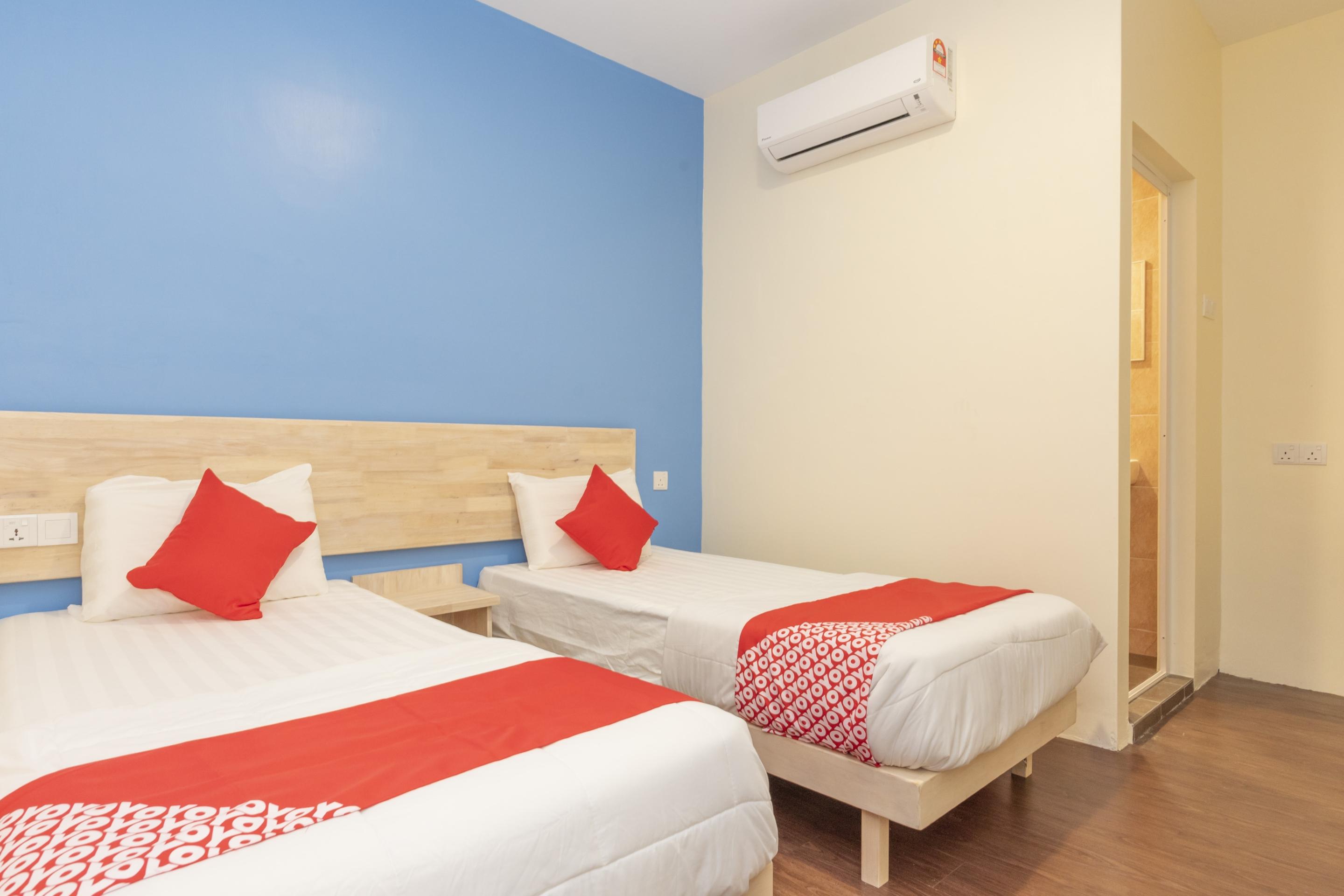 Oyo 778 Bmw 2 Hotel Muar Esterno foto