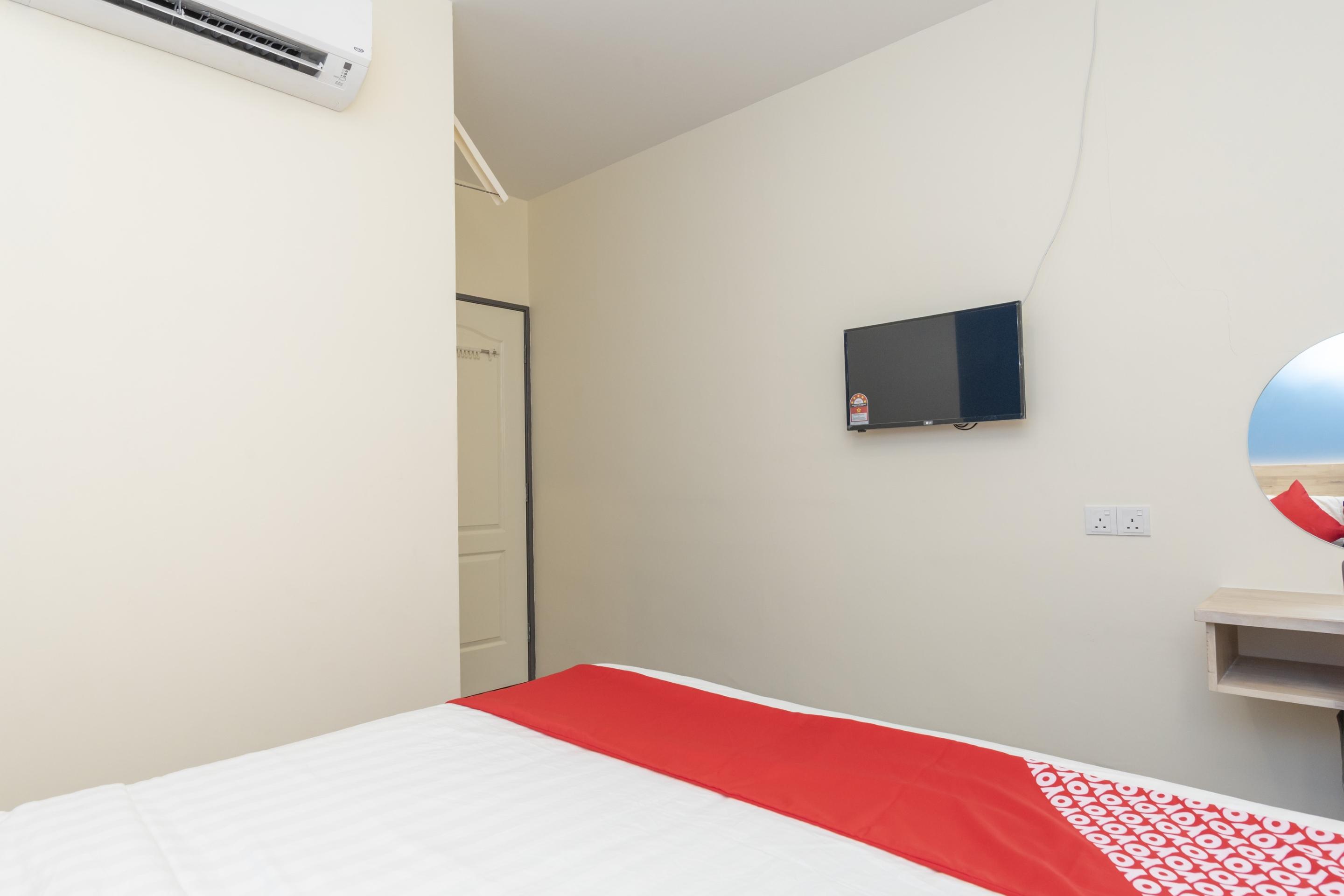 Oyo 778 Bmw 2 Hotel Muar Esterno foto