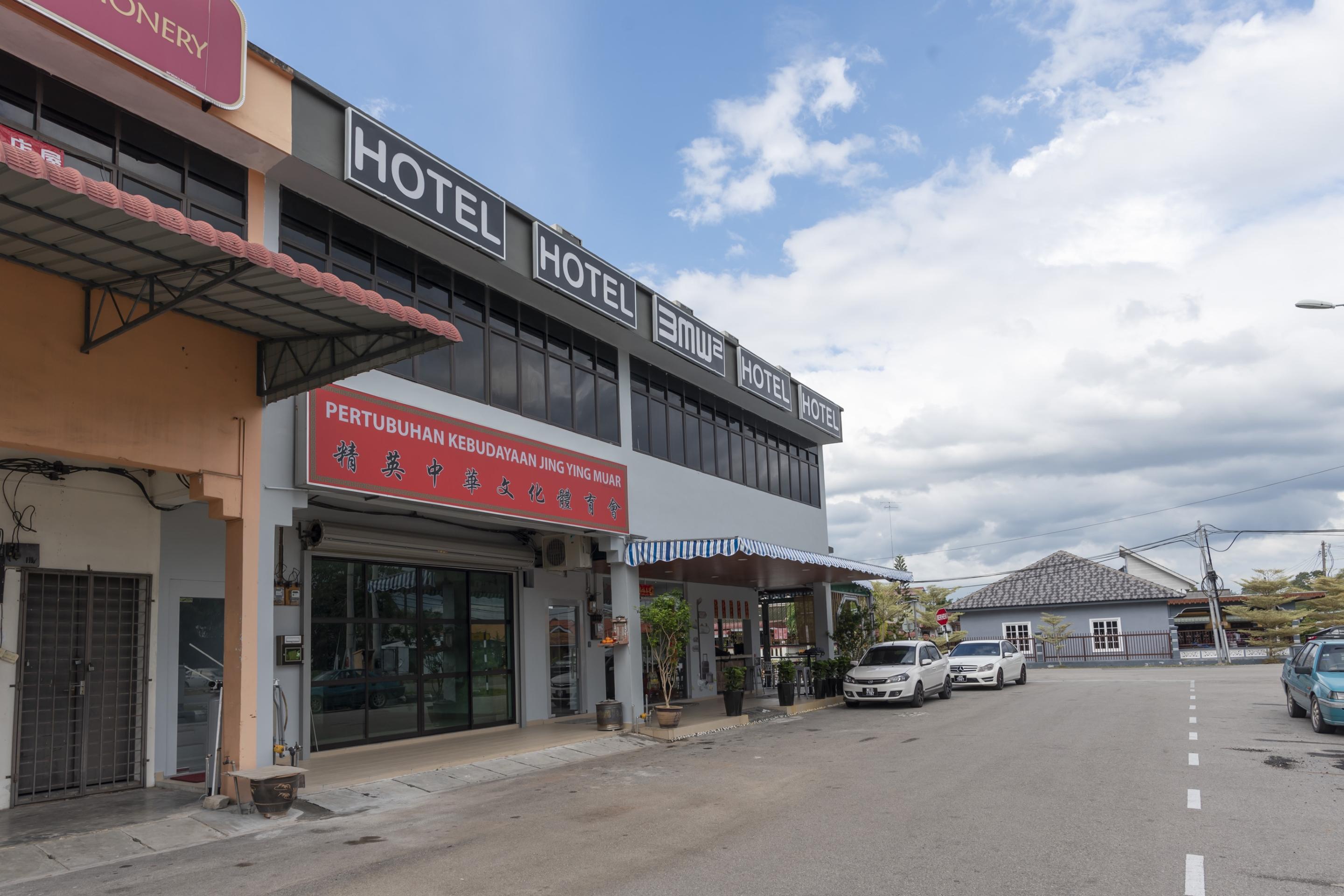Oyo 778 Bmw 2 Hotel Muar Esterno foto