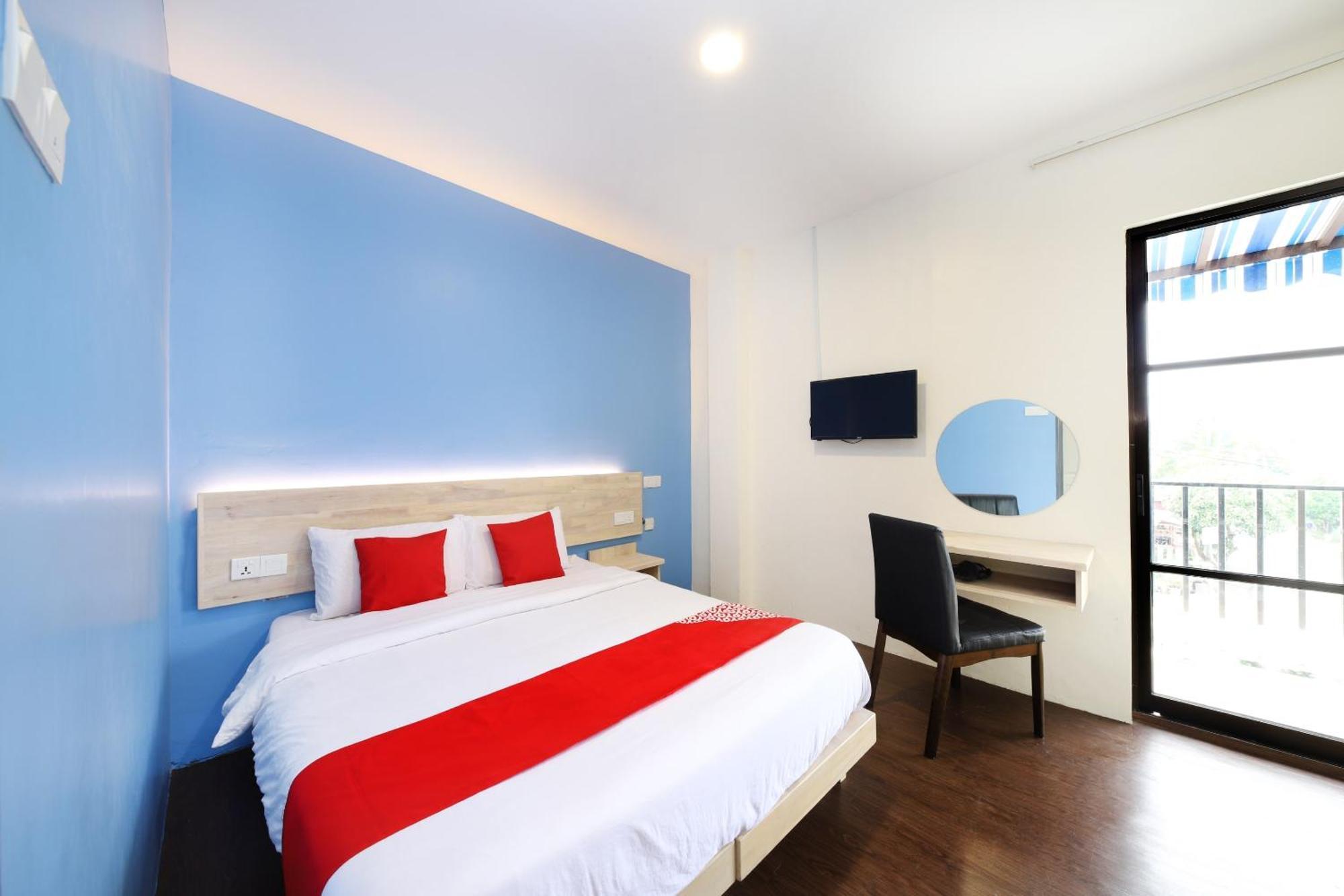 Oyo 778 Bmw 2 Hotel Muar Esterno foto