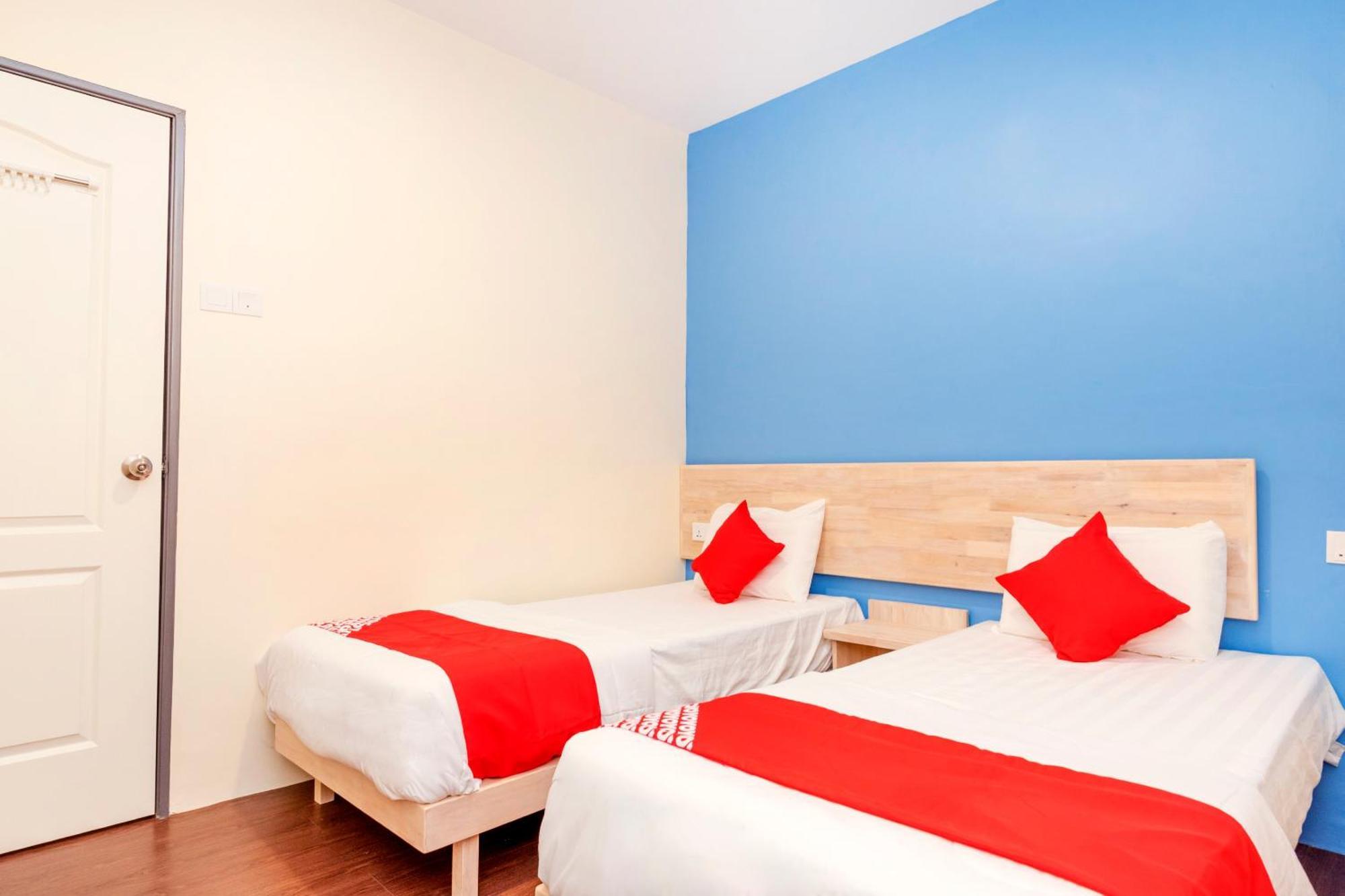 Oyo 778 Bmw 2 Hotel Muar Esterno foto